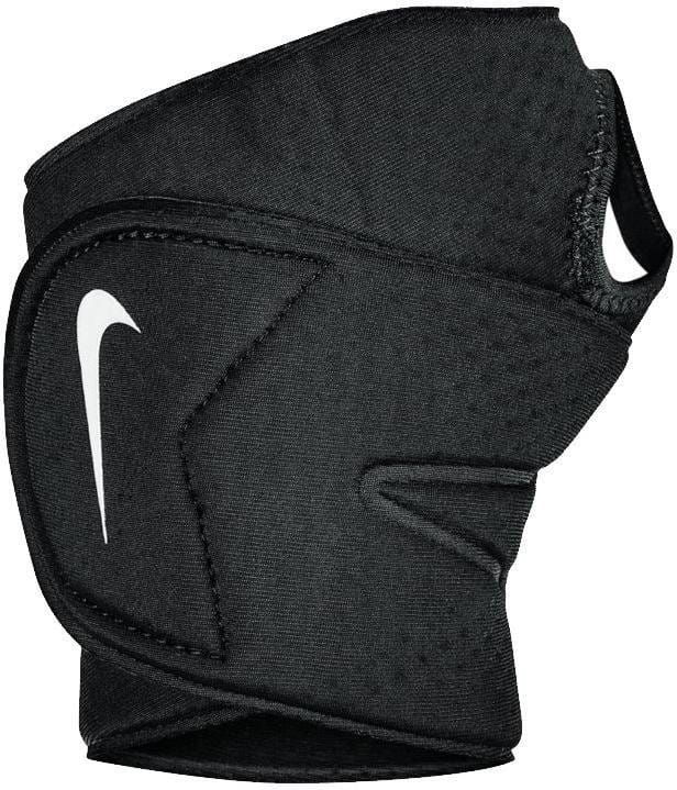 Bandáž zápästia Nike Pro Wrist and Thumb Wrap 3.0